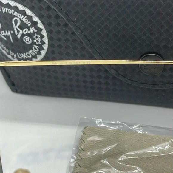 Brand New & Auth Rayban Round Rb3447 Gold with Green 50 - Picture 5 of 8